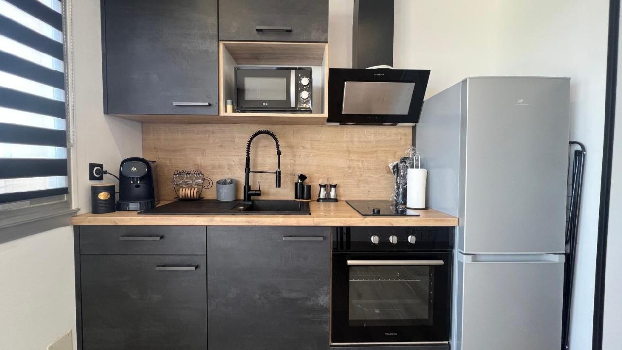 Appartement Cosy, Vue Mer Avec Parking Privatif Canet-en-Roussillon Buitenkant foto